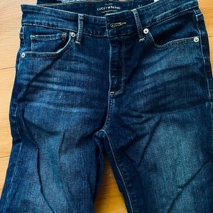 Size 4 lucky brand dark wash jeans barely worn